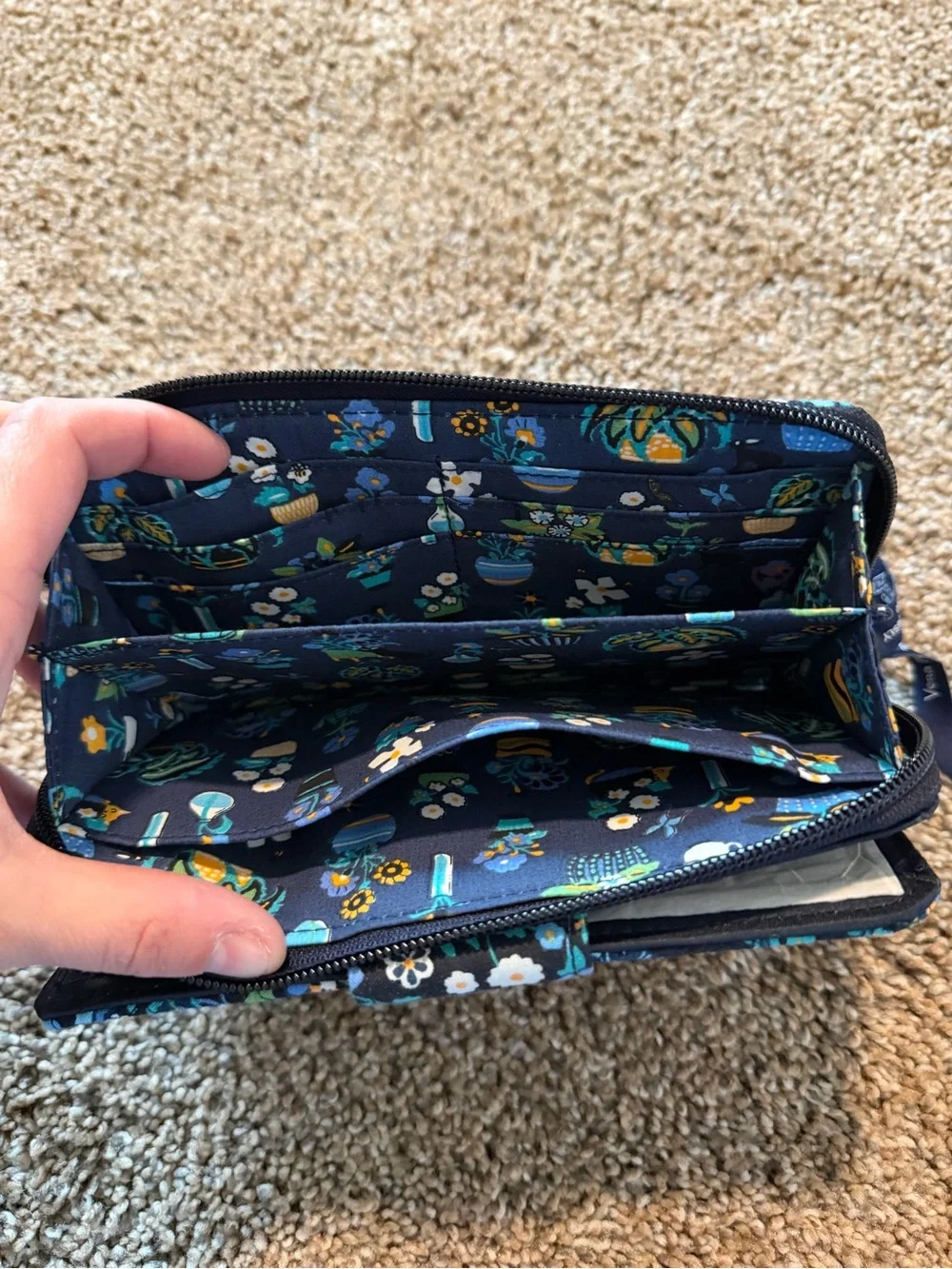 VERA BRADLEY Cotton RFID Turnlock Wallet in Dreamer Paisley